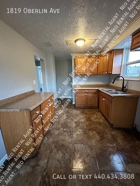 Photo - 1819 Oberlin Ave