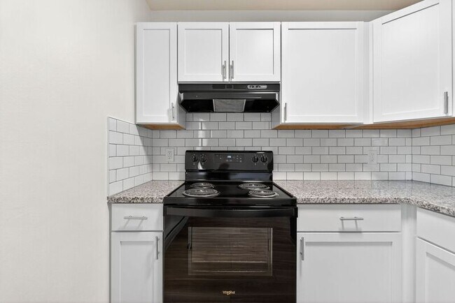 Photo - 7374 E Main St