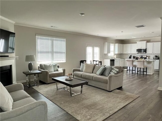 Photo - 167 Fernbrook Trl