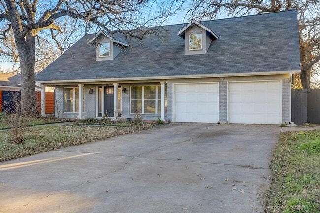 Photo - 2507 Rogge Ln