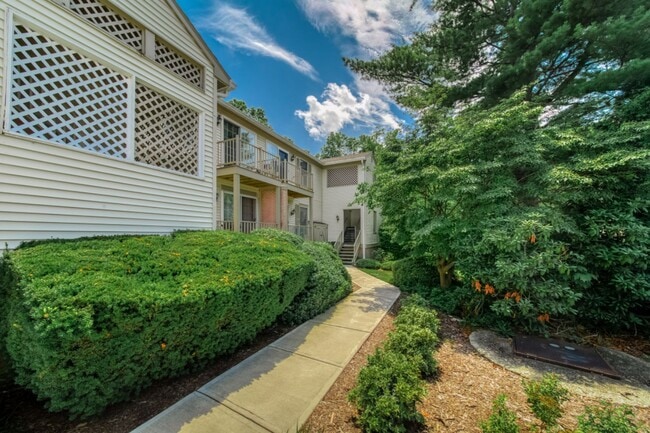 Photo - 130 Jamestown Rd