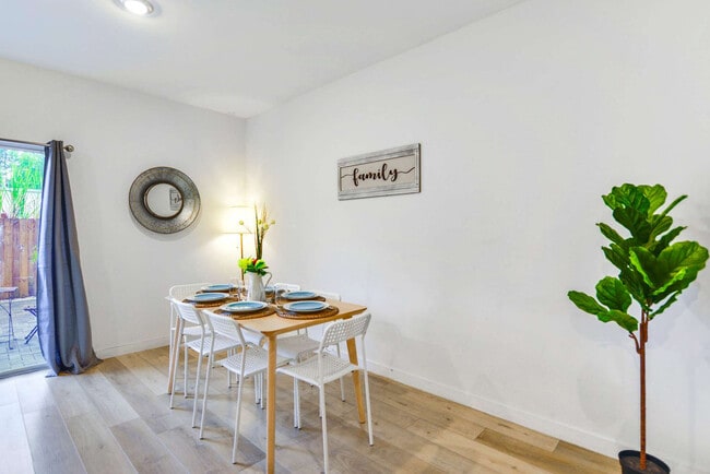 Photo - 171 NW 158th St Unidad FL1-ID1022262P