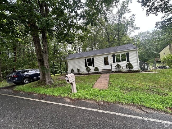 Building Photo - 198 Lemon Rd Rental