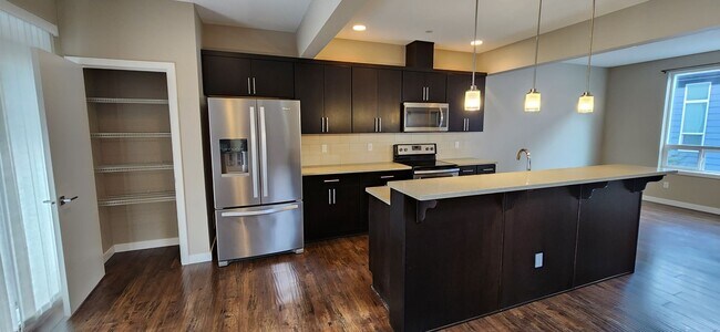 Photo - Spacious 3 bedroom Home MOVE-IN READY