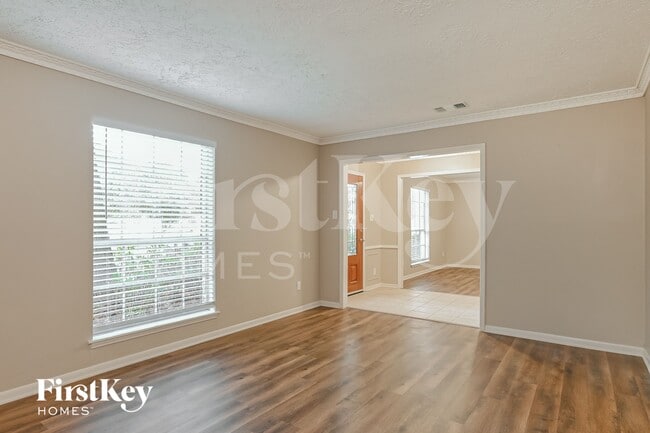 Photo - 4146 Meadowbank Dr