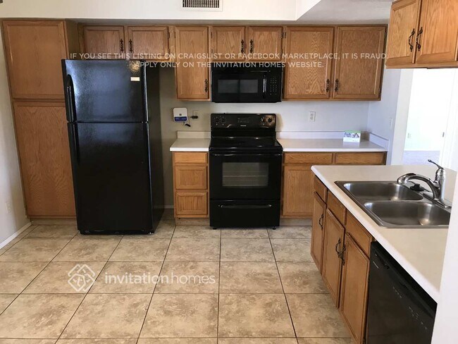 Photo - 8833 W Windsor Ave