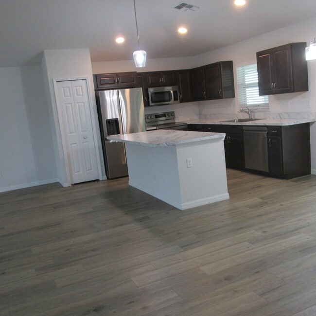 Photo - 1726 SE Minorca Ave