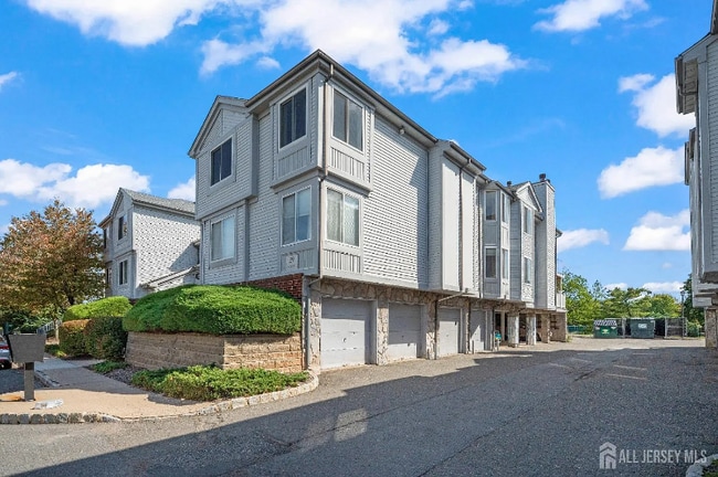 Photo - 2910 Jesse Way