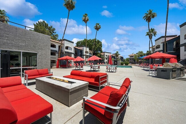 Photo - Country Club Verandas