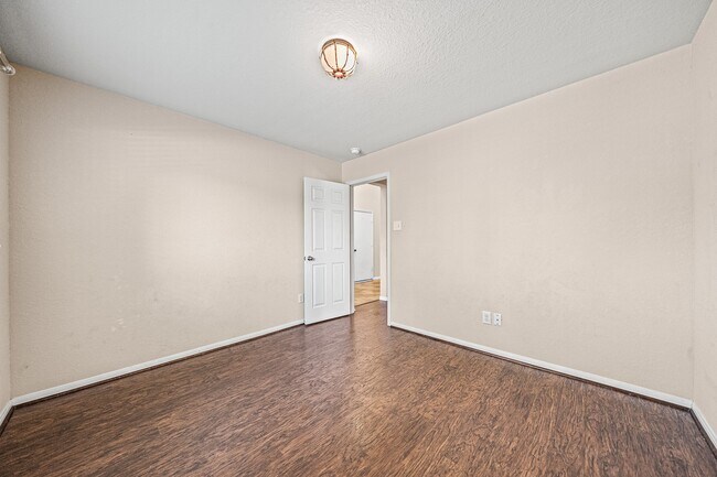 Photo - 13914 Juniper Bend Ln