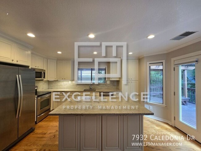 Photo - 7932 Caledonia Dr