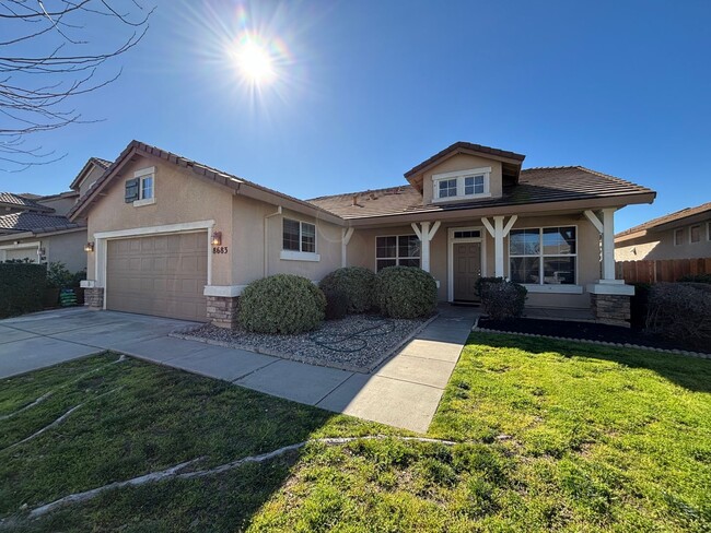 Beautiful Elk Grove Home Available Now! - Beautiful Elk Grove Home Available Now!