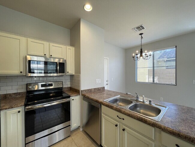 Photo - 451 S Hawes Rd