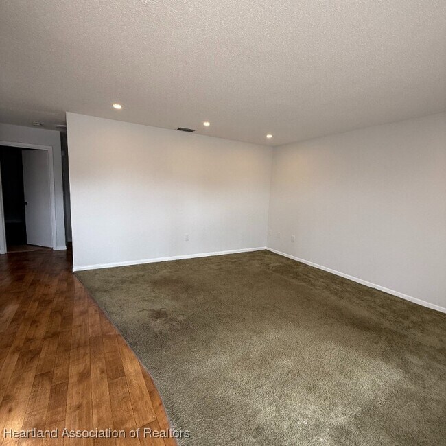 Photo - 317 E Main St Unit 2