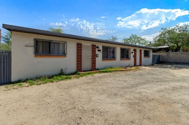 Photo - Recent Remodel on Lee Street!