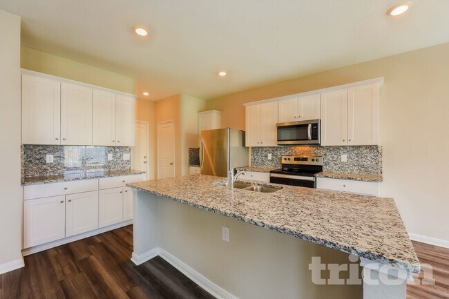 Photo - 7434 Asp Point