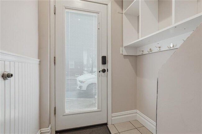 Photo - 116 S 17th St
