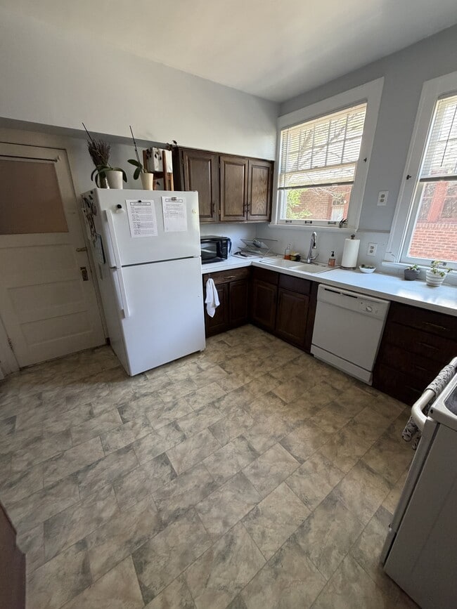 Photo - 1201 E Virginia Ave