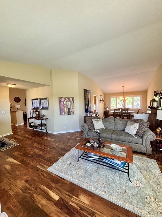 Photo - 901 Morgan Ranch Dr