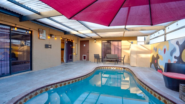 Building Photo - 4782 Sunny Palm Cir