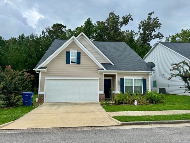 Building Photo - Beautiful Home in Gated Community with Pre...