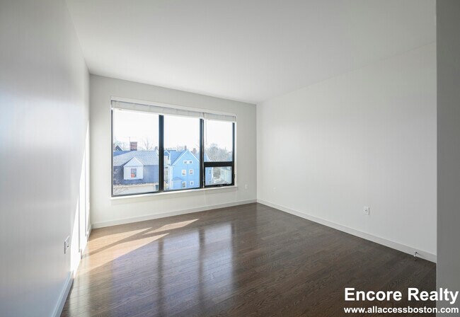 Photo - 516 Harvard St Unidad 206