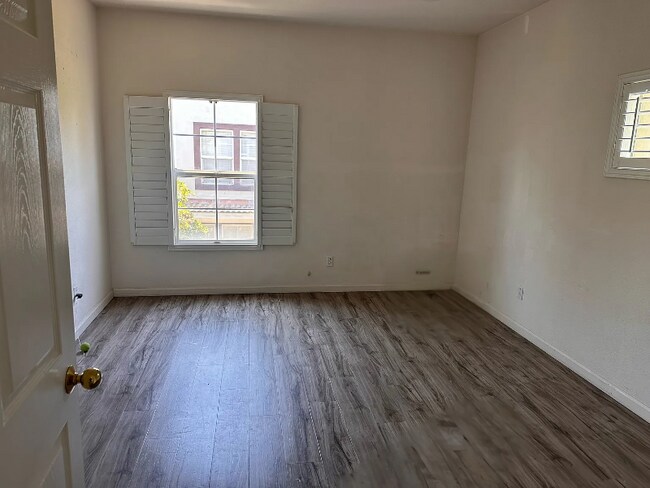 Photo - 830 Fire Walk