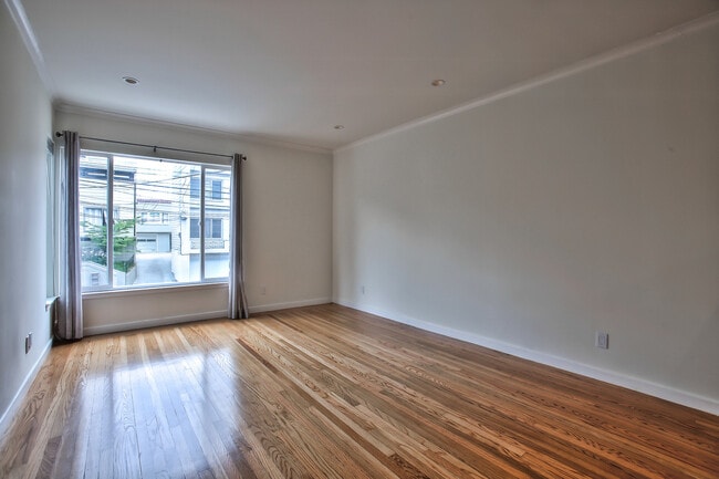 Photo - 134 28th St Unit #1