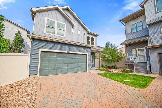 6221 John Muir Trl