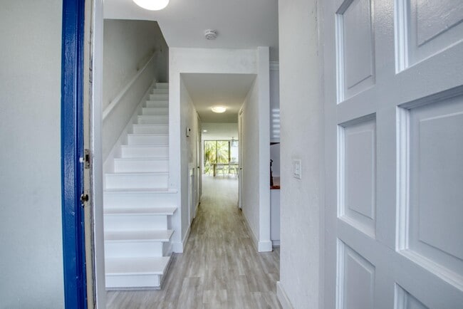Building Photo - 4246 Deste Ct Rental