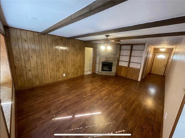 Photo - 2318 Yosemite Dr