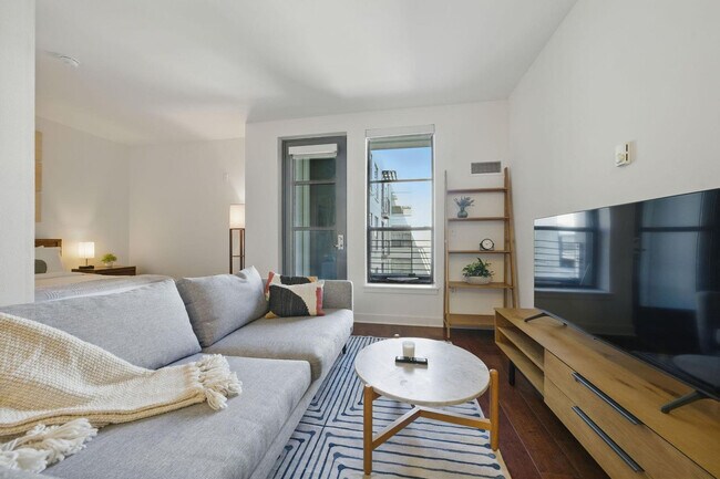 355 Berry St Unit SI FL4-ID1224043P