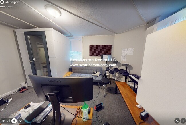 Photo - 8 Forest St Unit B1