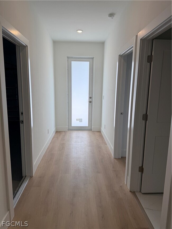 Photo - 4717 28th St SW