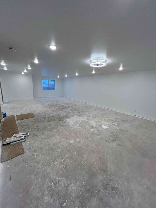 Photo - 2403 E 80 N Cir Unidad B