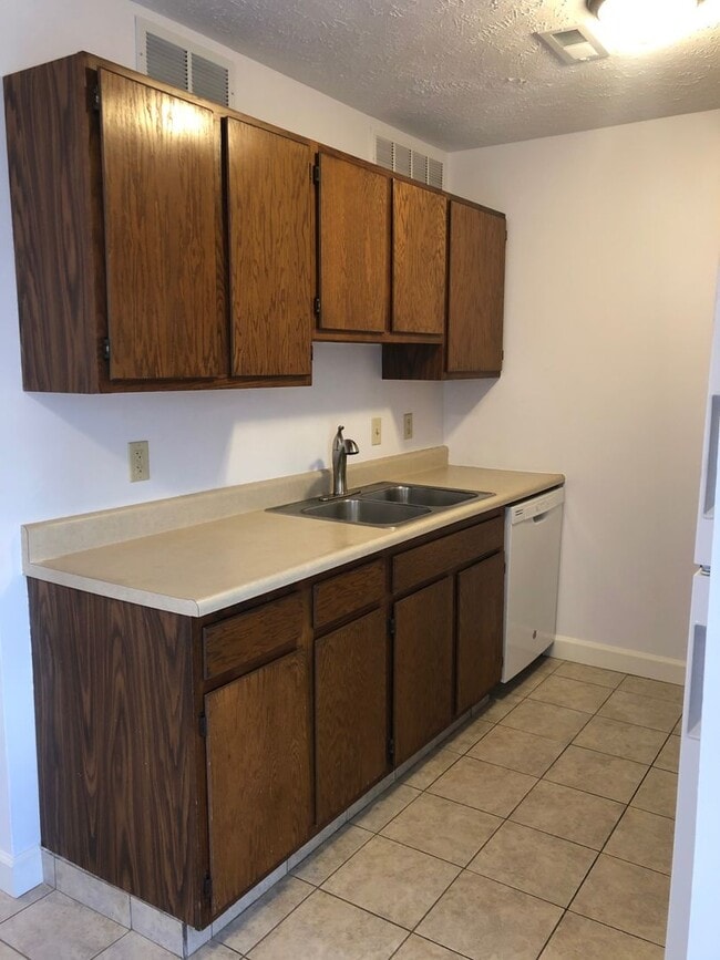 Photo - Updated 3 Bedroom Duplex Townhome on Quiet...
