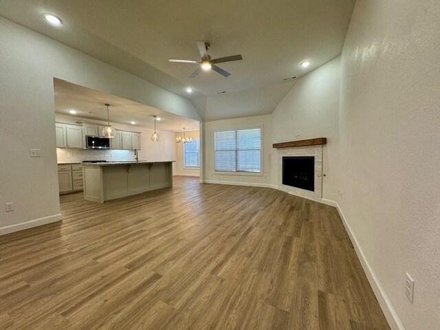 Photo - 2250 Hunter Dr