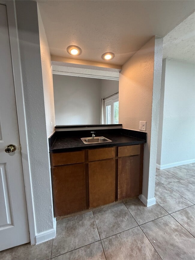 Photo - 1508 Early Ln