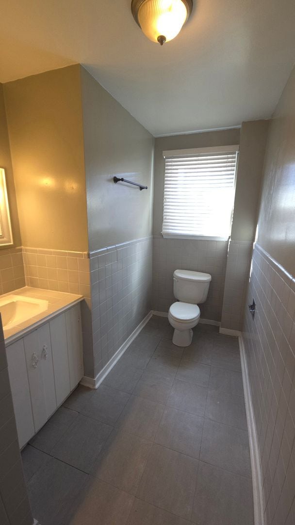 Photo - 3 bedroom, 1.5 bath end unit townhome