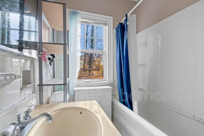 Photo - 130 Bradley Ave