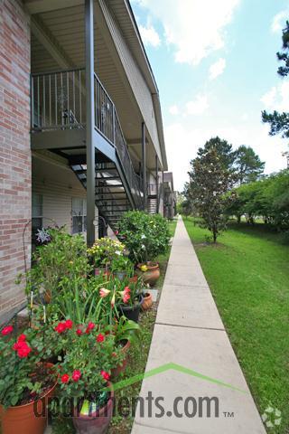 Cross Gates Apartments