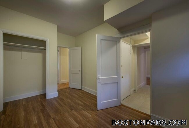 Photo - 26 Hamilton Rd Unit 3