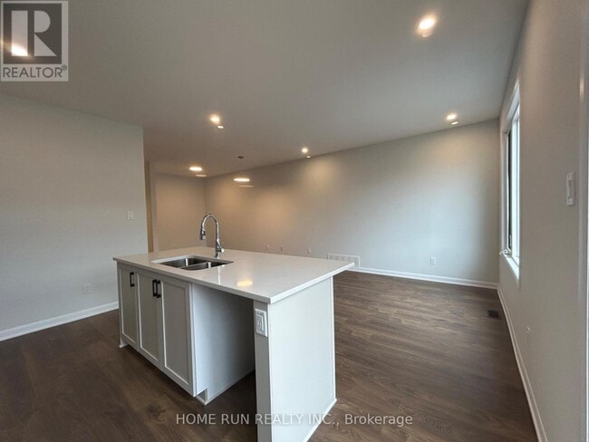 Photo - 378 Bankside Wy