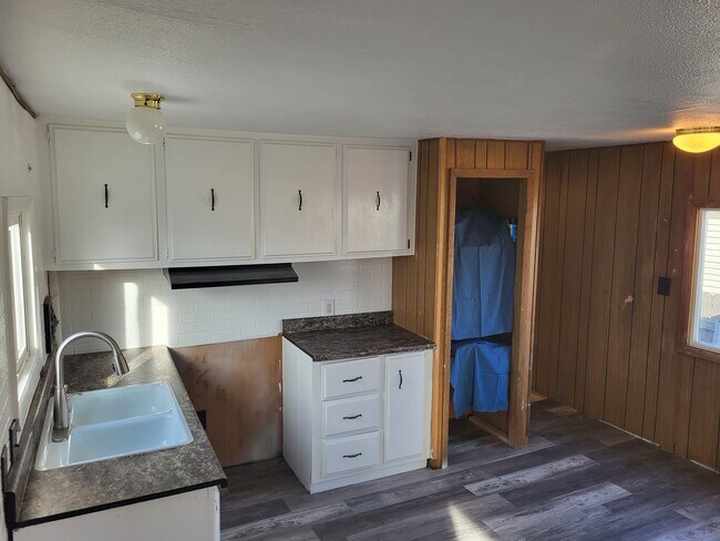 Photo - 712 5th St Casa