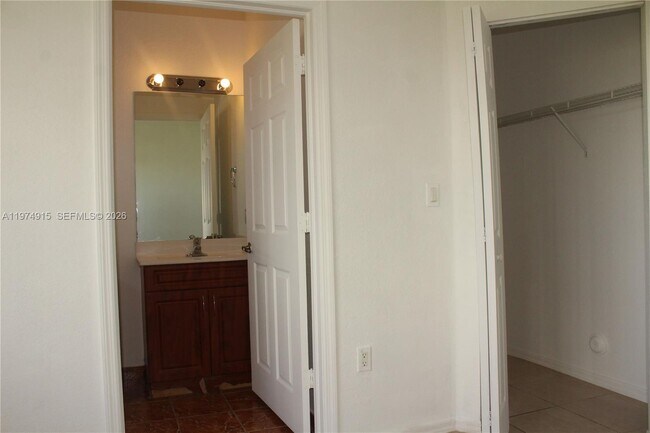 Photo - 10937 SW 181st Terrace