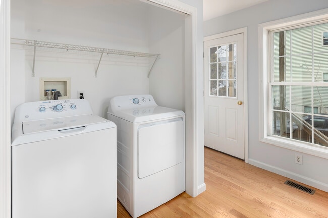 Photo - 45 Harvard St Unit 45