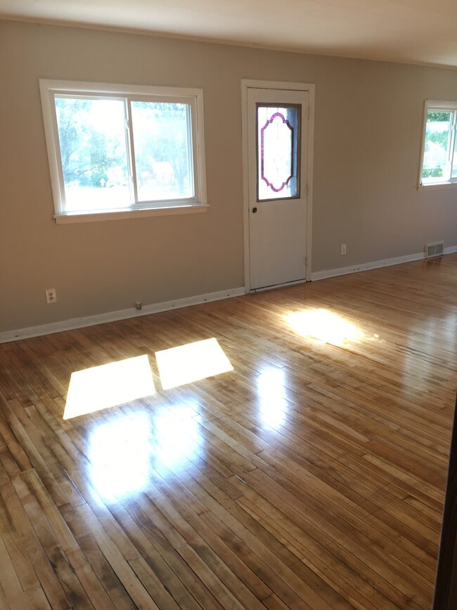 Photo - 452 E Holum St Unidad 452