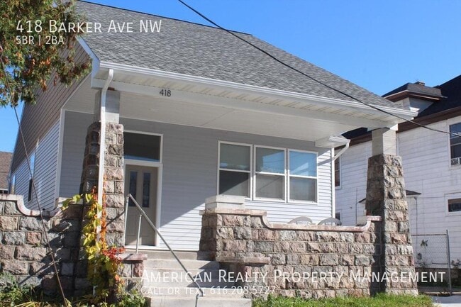 Building Photo - 418 Barker Ave NW