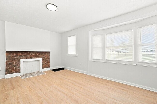 Photo - 397 Catherine St