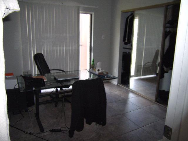 Photo - UT PRE LEASE: 2 bd/ 2 ba North Campus Condo. Short walk to UT. View of UT Tower!
